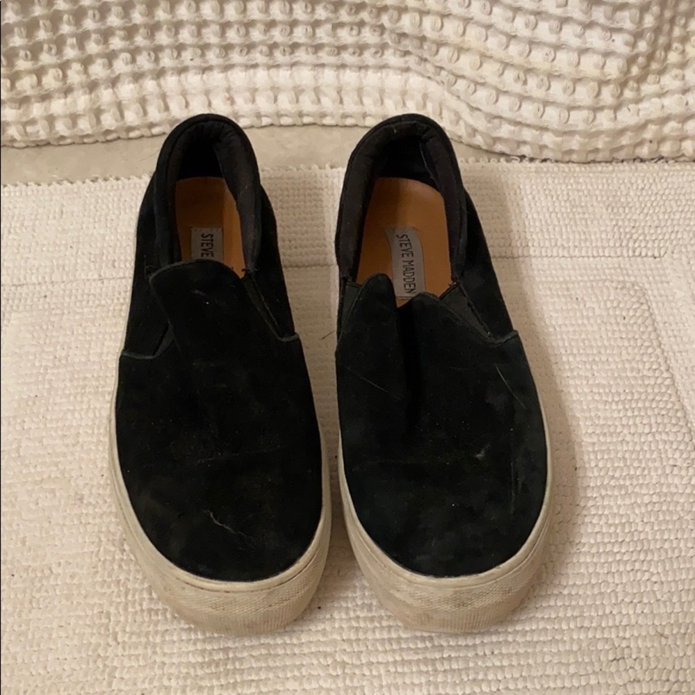 Black Steve Madden Flat Shoes